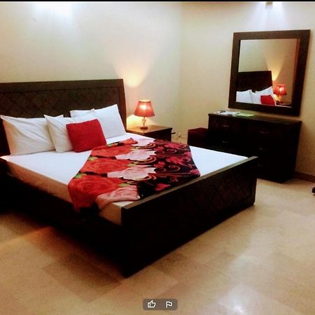 Royal Galaxy Bed & Breakfast Islamabad - For Families Only 외부 사진